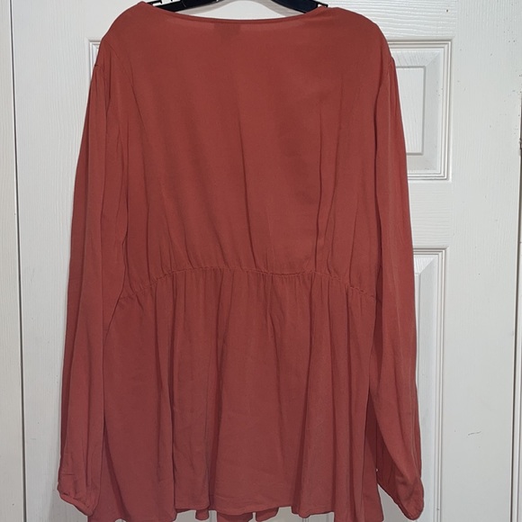 Salmon torrid long sleeve shirt! - Picture 4 of 4